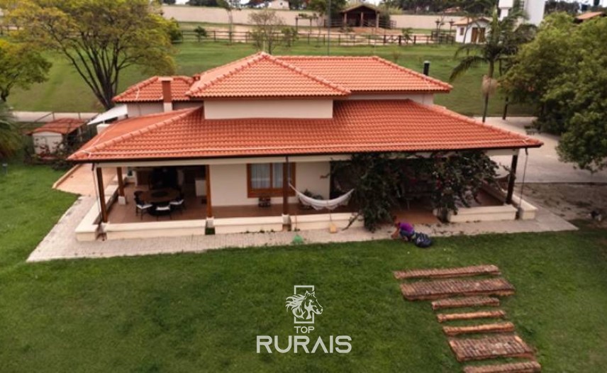 Haras perfeito à venda em condomínio. Porto Feliz-SP.