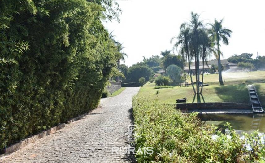Ótimo sitio a venda em ITU-SP.  Colonial