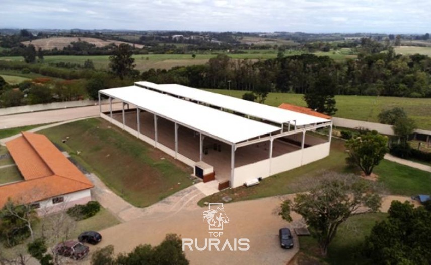 Haras perfeito à venda em condomínio. Porto Feliz-SP.