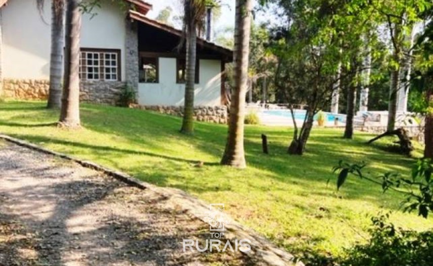 Haras à venda na região de Sorocaba com 15 alqueires.