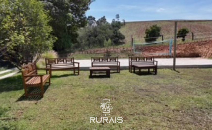 Haras pronto em Itatiba -SP, com 8,2 alqueires.