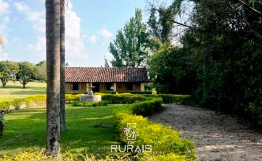 Haras à venda na região de Sorocaba com 15 alqueires.
