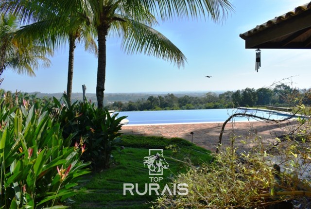 Sitio/haras á venda em Porto Feliz-SP.
