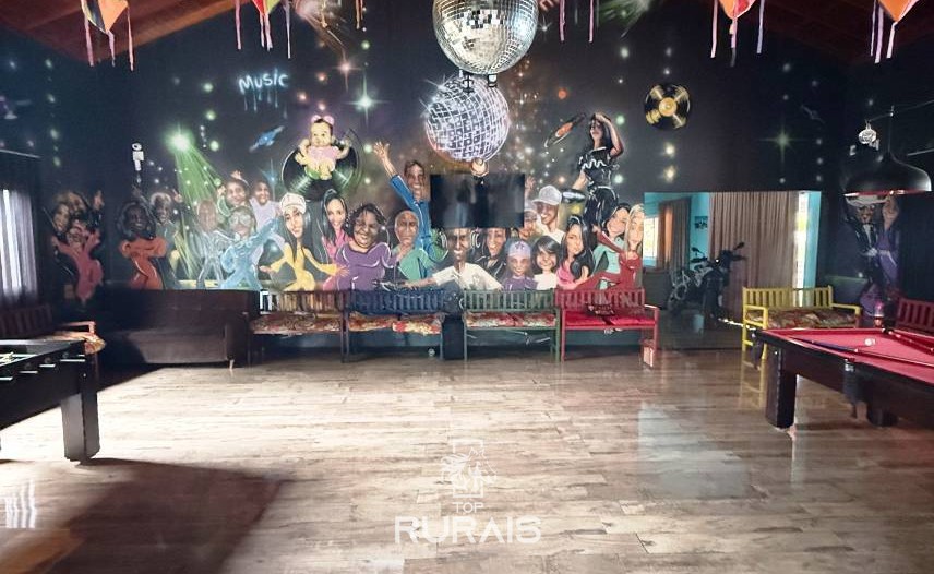 Chácara á venda em condominio rural. Porto Feliz-SP