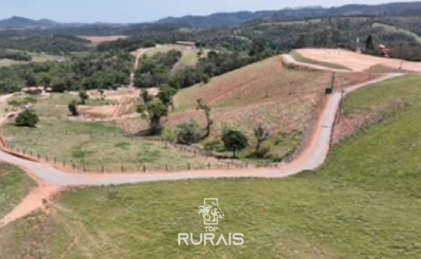 Haras pronto em Itatiba -SP, com 8,2 alqueires.