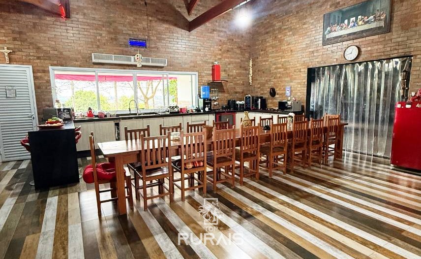 Chácara á venda em condominio rural. Porto Feliz-SP