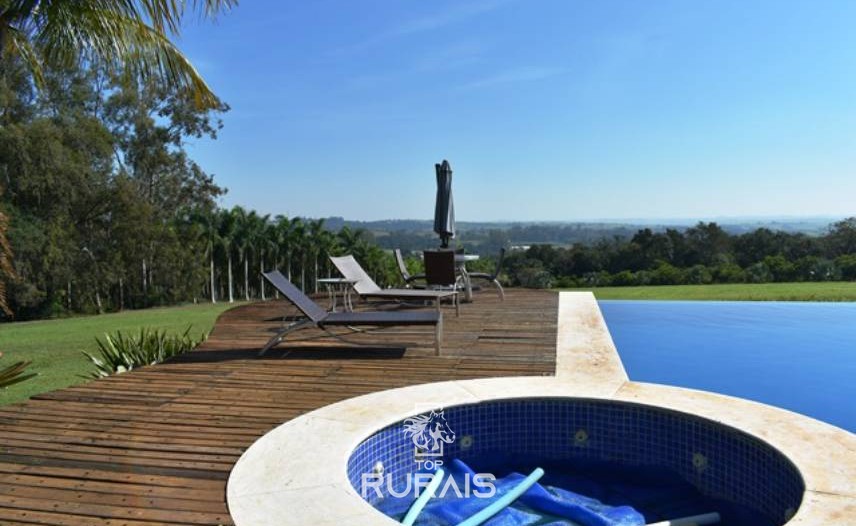 Sitio/haras á venda em Porto Feliz-SP.