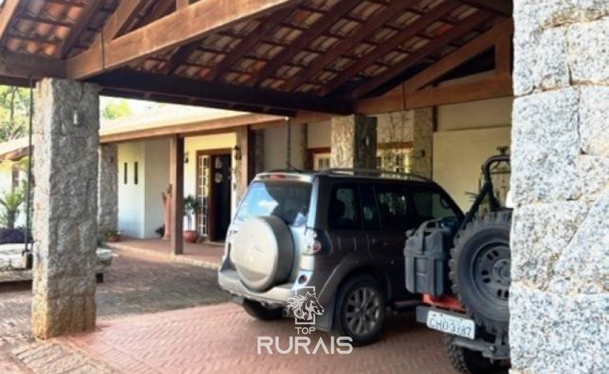 Haras à venda na região de Sorocaba com 15 alqueires.