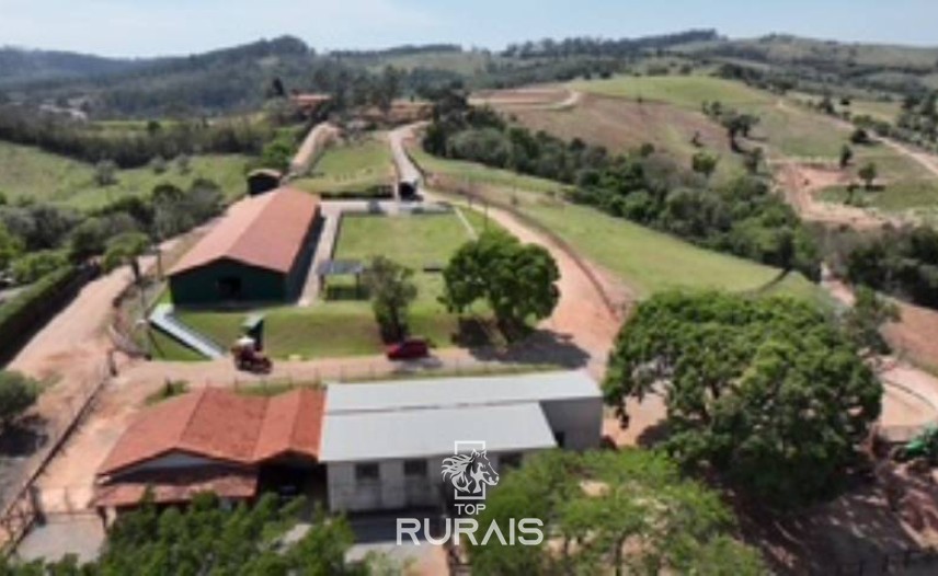Haras pronto em Itatiba -SP, com 8,2 alqueires.