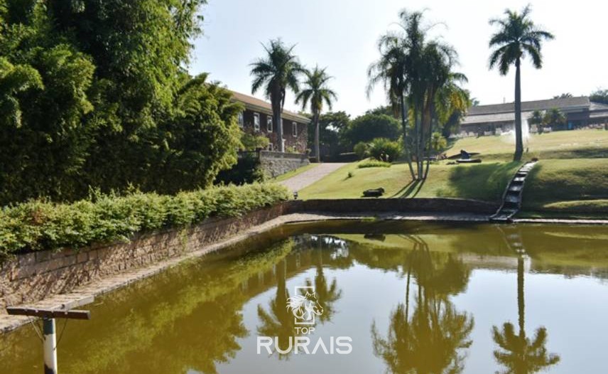 Ótimo sitio a venda em ITU-SP.  Colonial