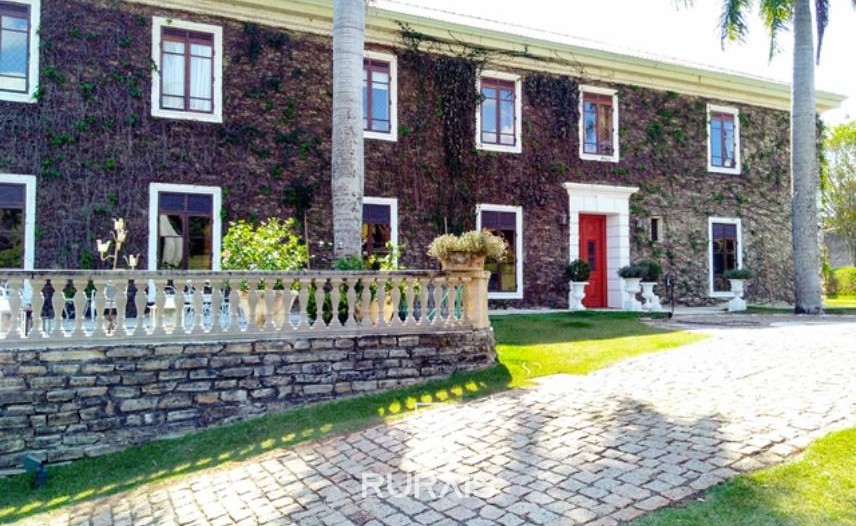 Ótimo sitio a venda em ITU-SP.  Colonial