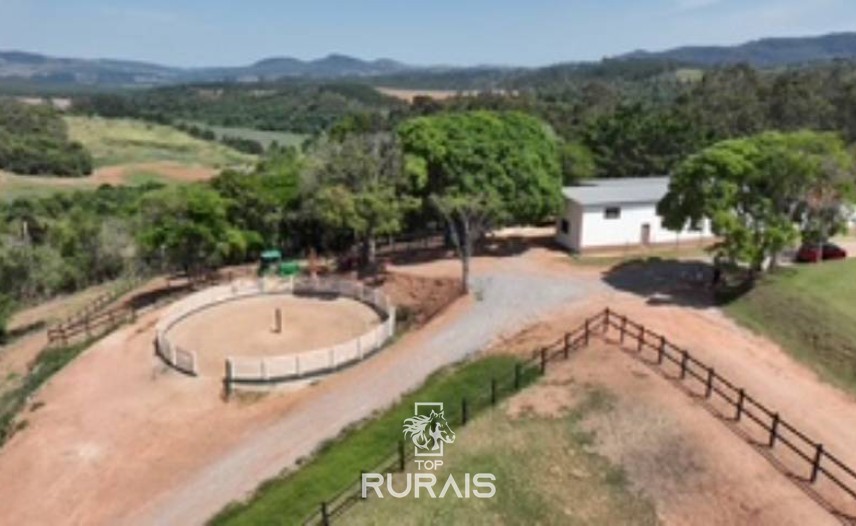 Haras pronto em Itatiba -SP, com 8,2 alqueires.