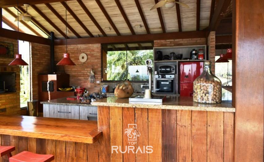 Sitio/haras á venda em Porto Feliz-SP.