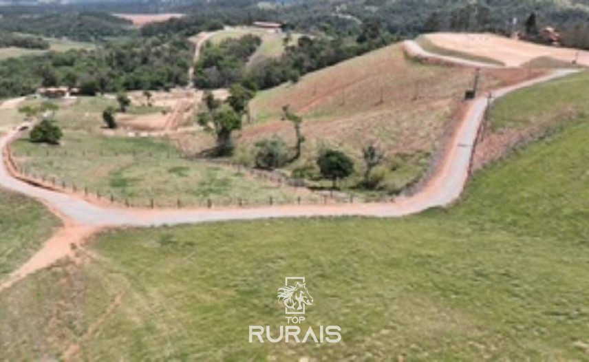 Haras pronto em Itatiba -SP, com 8,2 alqueires.