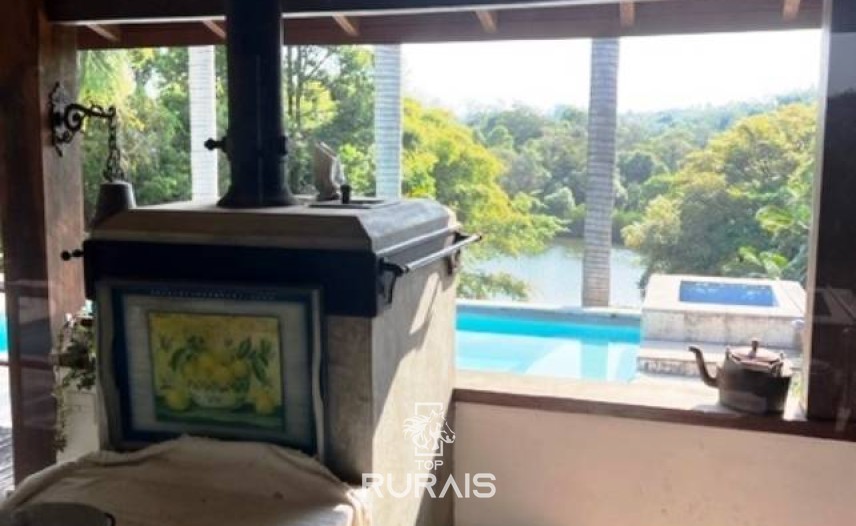 Haras à venda na região de Sorocaba com 15 alqueires.