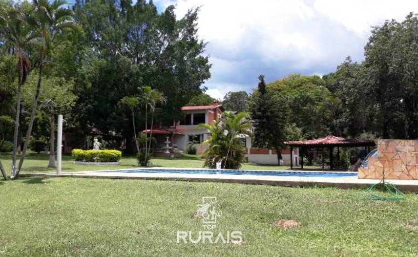 Sítio à venda em Tietê-SP, com 21,5 alqueires .