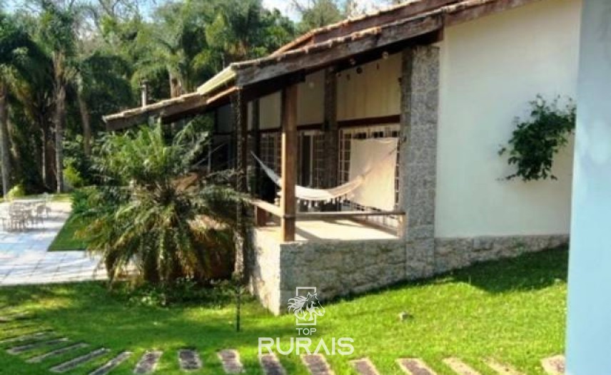 Haras à venda na região de Sorocaba com 15 alqueires.