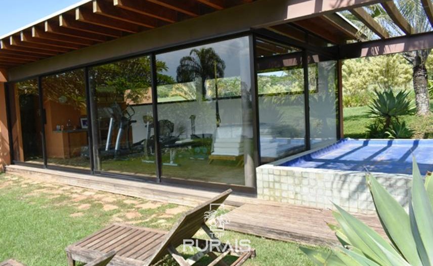 Sítio com 30 alqueires em itu-SP.