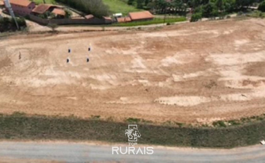 Haras pronto em Itatiba -SP, com 8,2 alqueires.