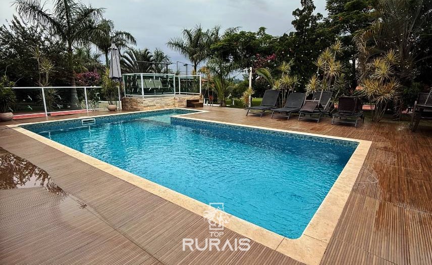 Chácara á venda em condominio rural. Porto Feliz-SP