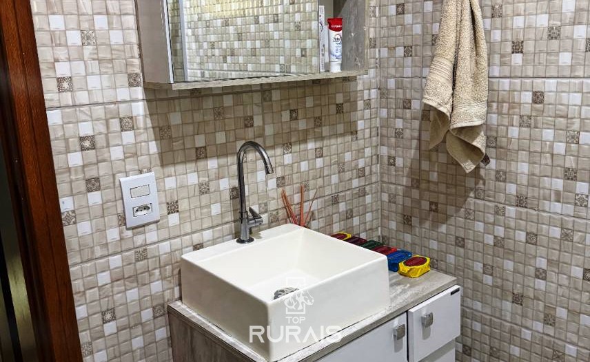 Chácara á venda em condominio rural. Porto Feliz-SP