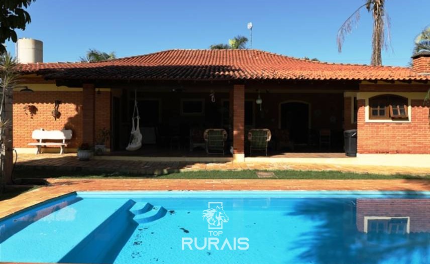 Sitio a venda . Rico em agua. Porto Feliz-SP.