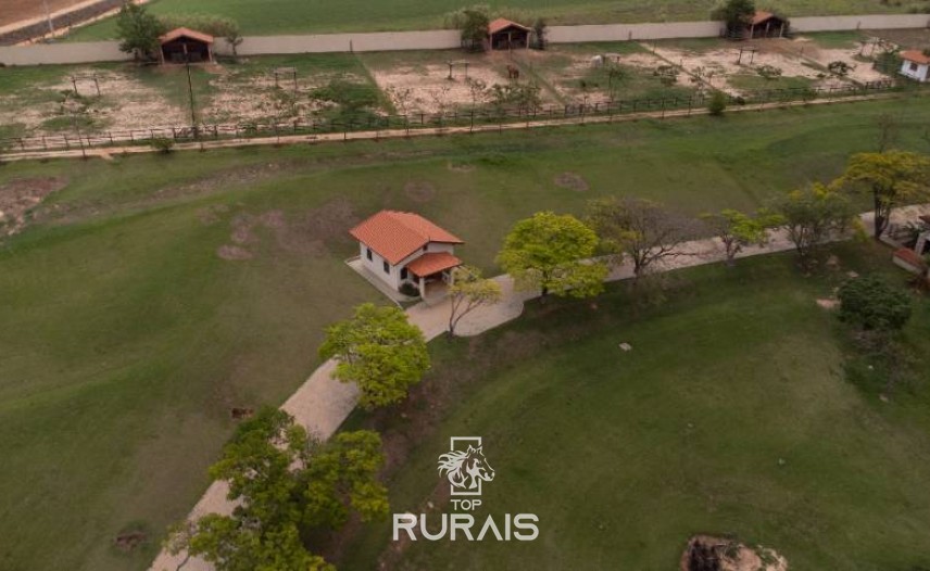 Haras perfeito à venda em condomínio. Porto Feliz-SP.