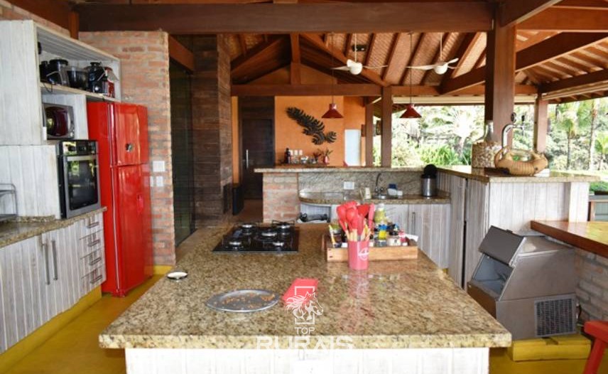 Sitio/haras á venda em Porto Feliz-SP.
