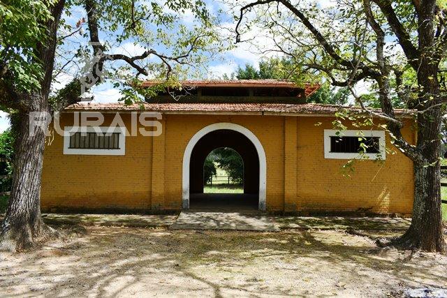 Haras à venda na região da Castelo Branco com 80 alqueires paulista